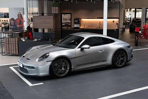 Porsche 911 S/T 2024 photo 5
