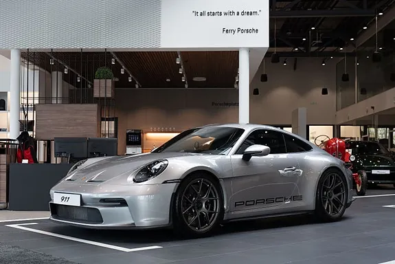 Porsche 911 S/T 2024 photo 2
