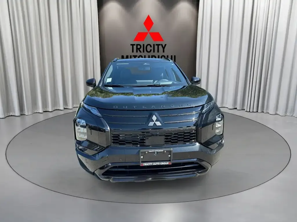 Mitsubishi Outlander 2026 photo 2