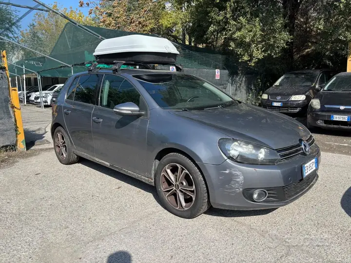 Volkswagen Golf 2010 photo 5