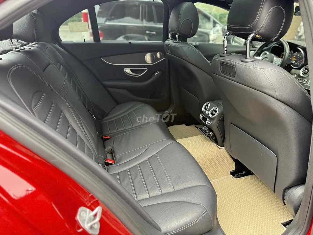 Mercedes-Benz C-Class 2020 photo 3