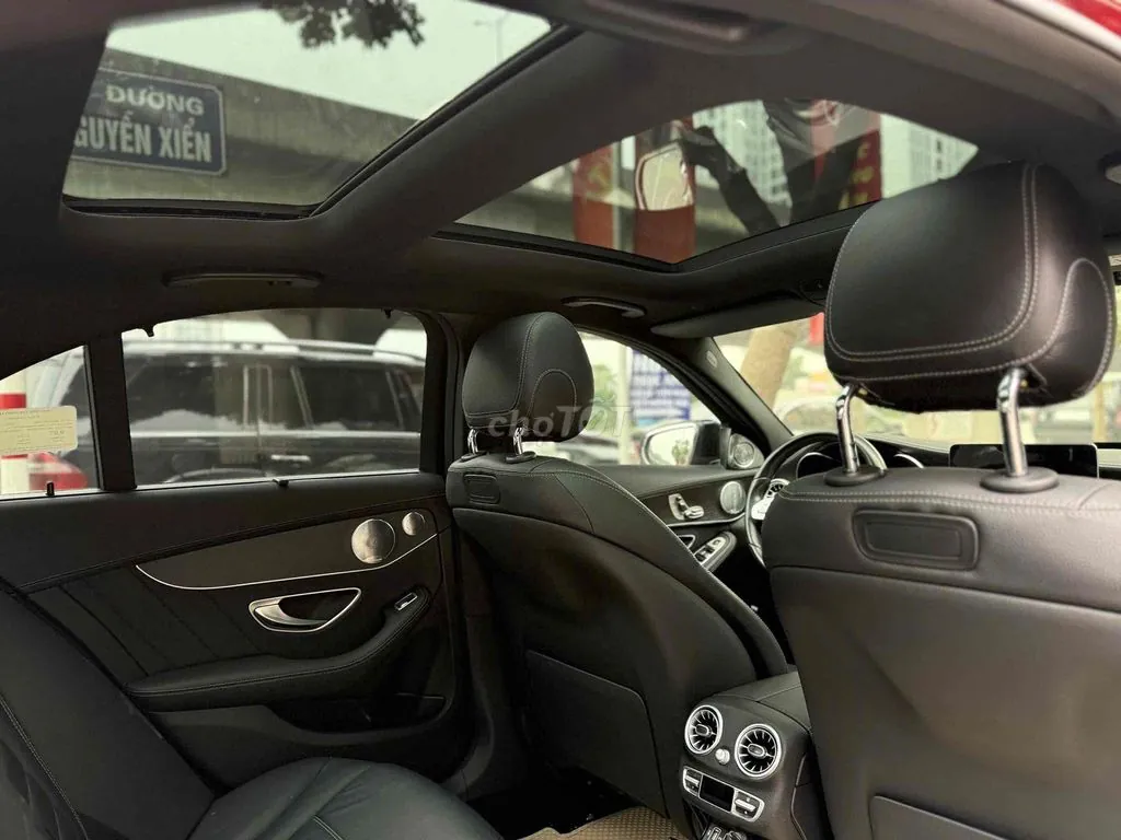 Mercedes-Benz C-Class 2020 photo 5