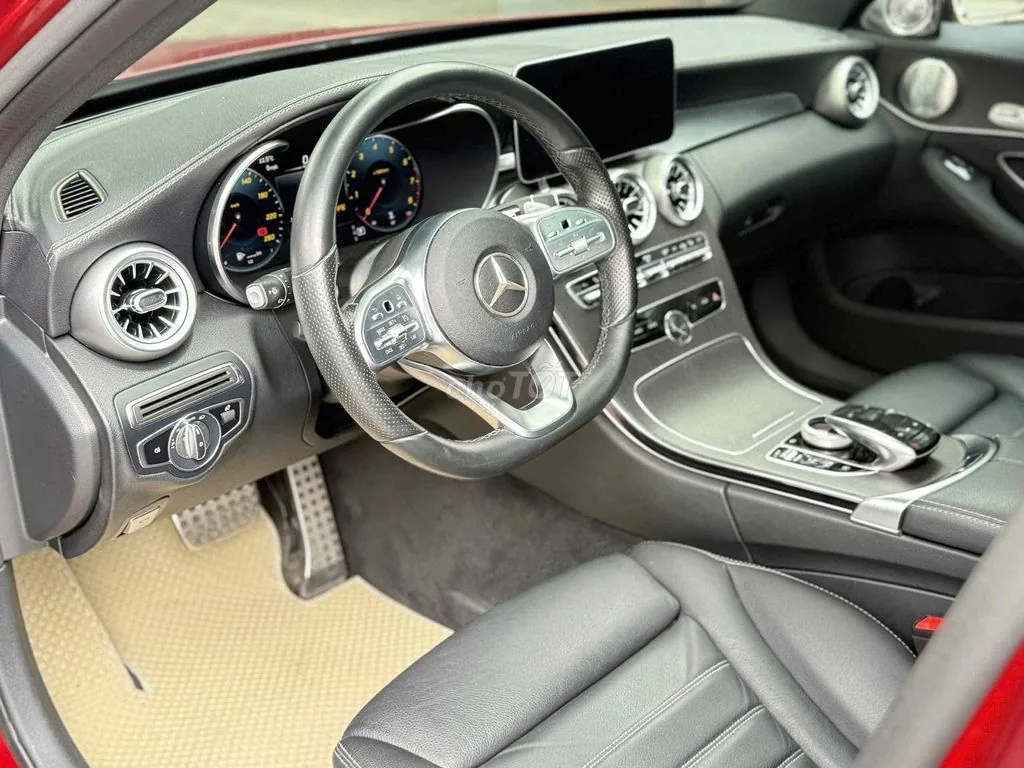 Mercedes-Benz C-Class 2020 photo 4