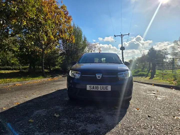 Dacia Sandero 2018 photo 2