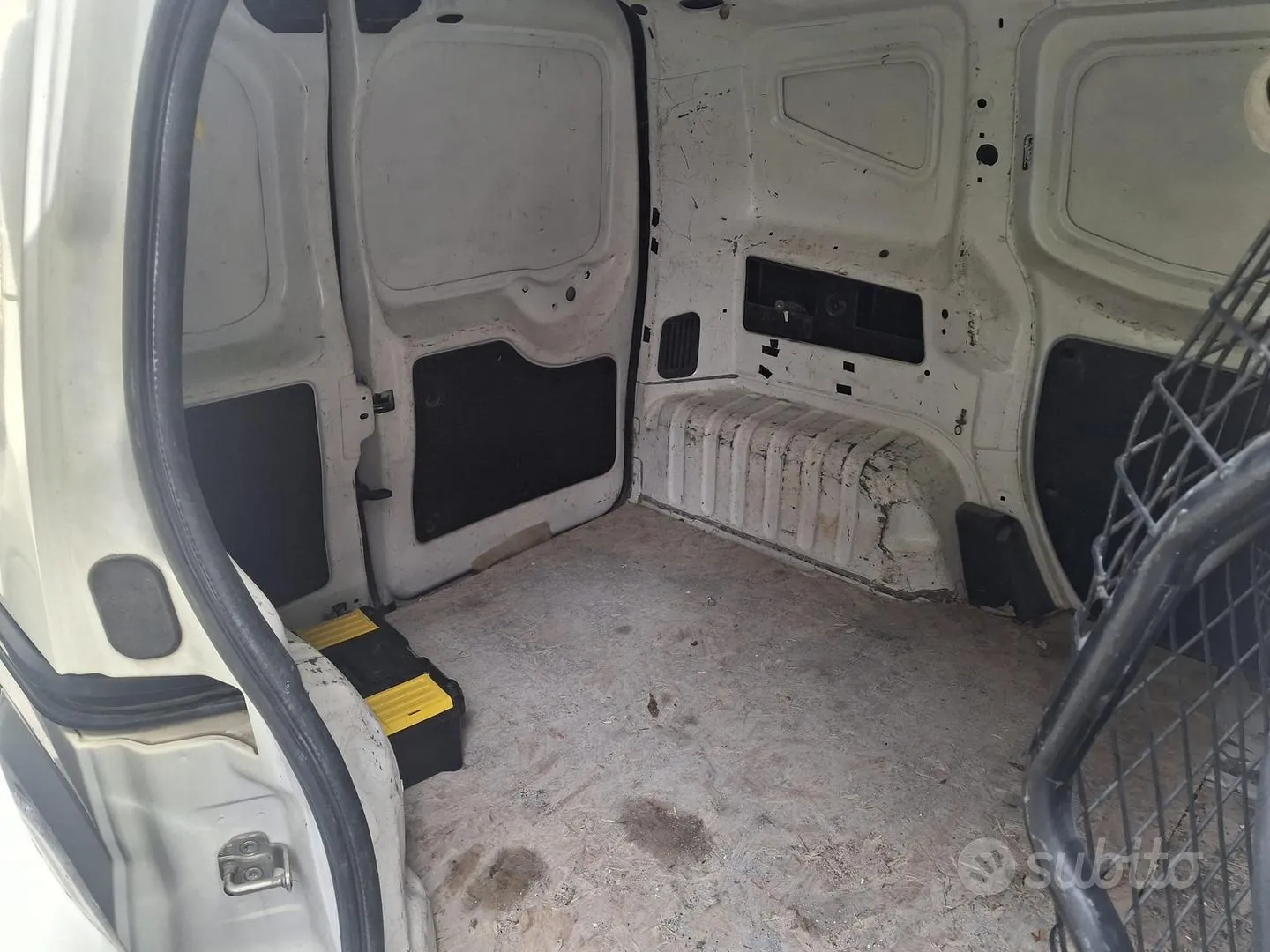 Peugeot Bipper 2012 photo 5