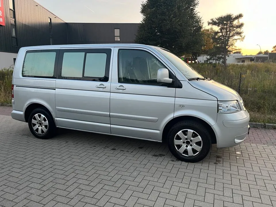 Volkswagen T5 Multivan