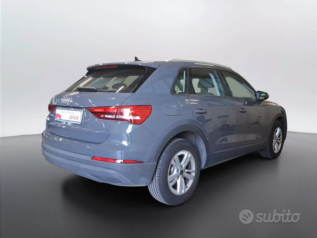 Audi Q3 2024 photo 2