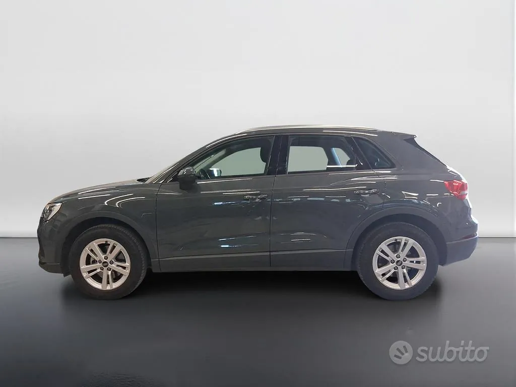 Audi Q3 2024 photo 3