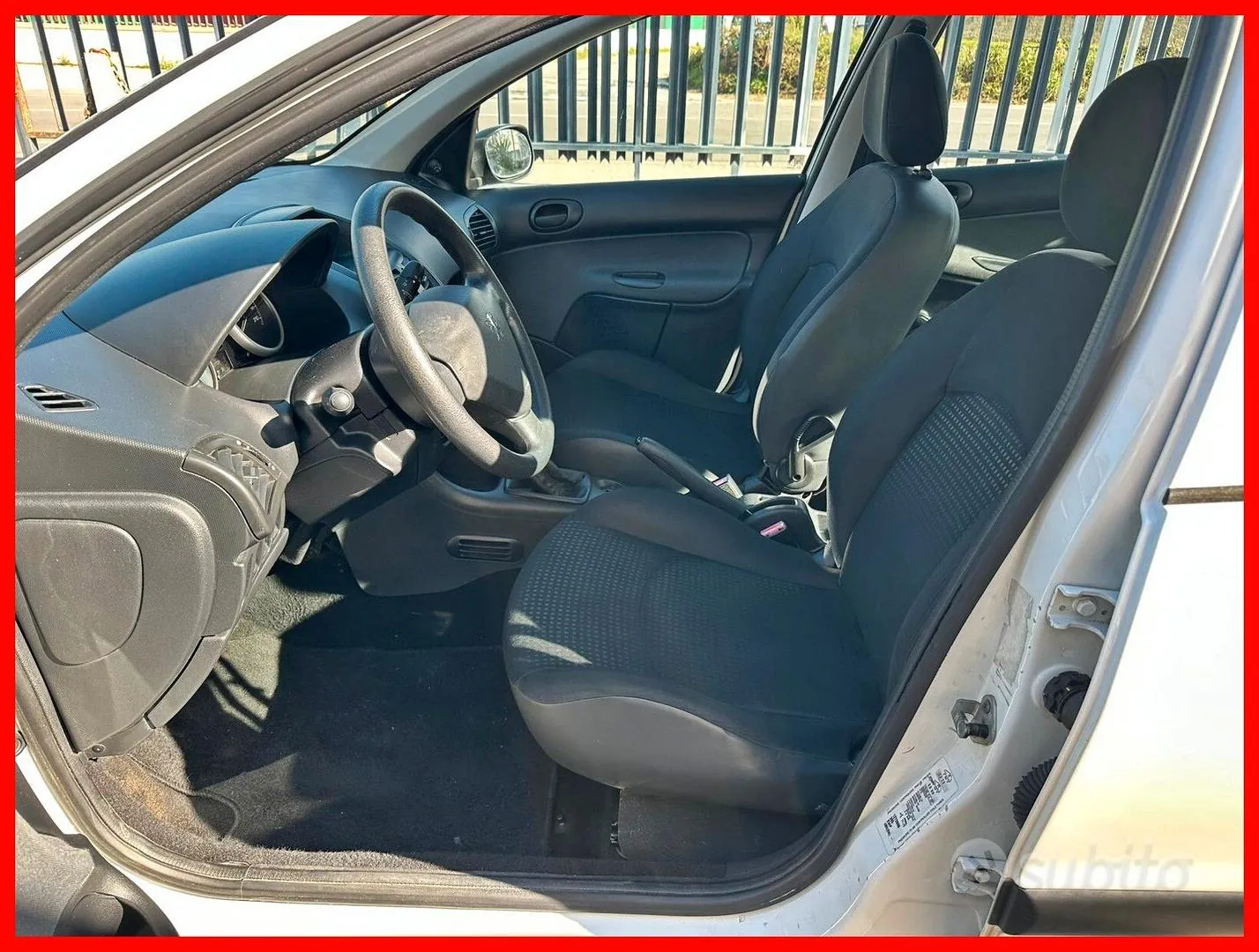 Peugeot 206 2010 photo 2