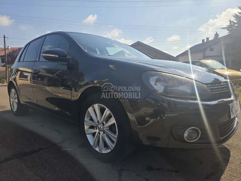 Volkswagen Golf 2012 photo 2