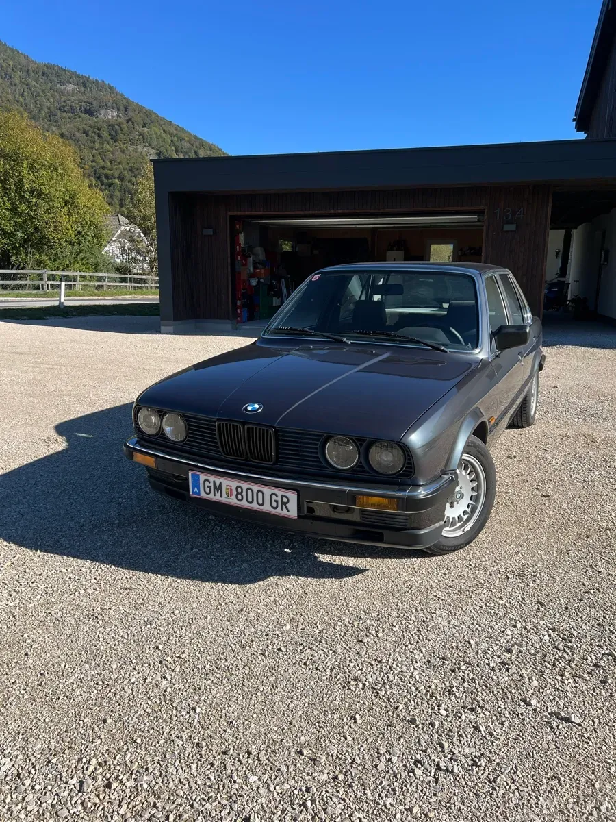 BMW 3 Series 1984 photo 3