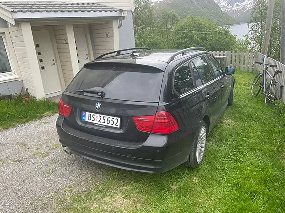 BMW 320D 2008 photo 2