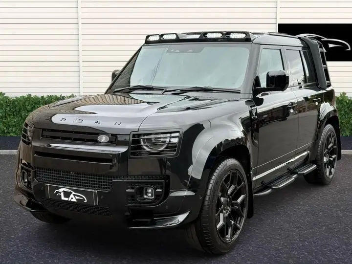 Land Rover Defender 110