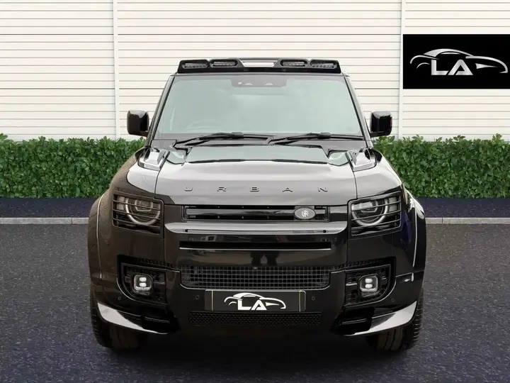 Land Rover Defender 110 2026 photo 4