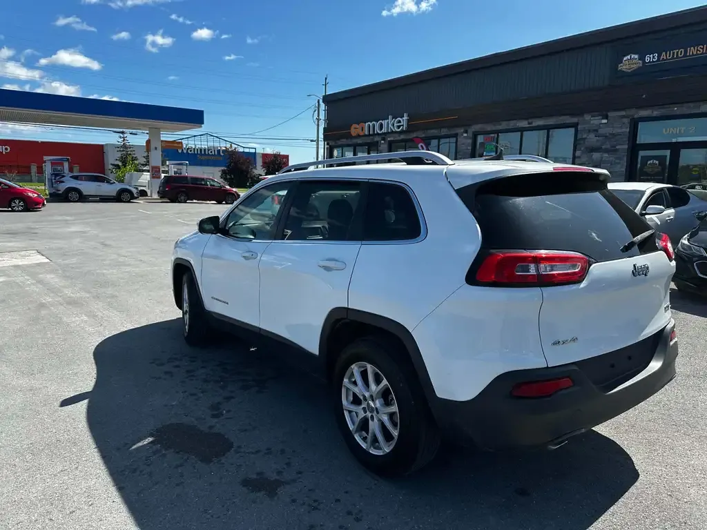 Jeep Cherokee 2016 photo 3