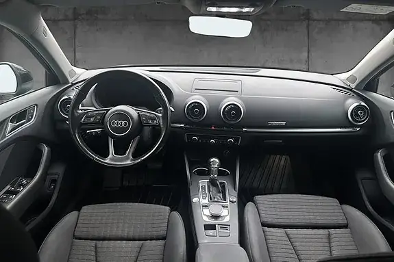 Audi A3 2017 photo 5