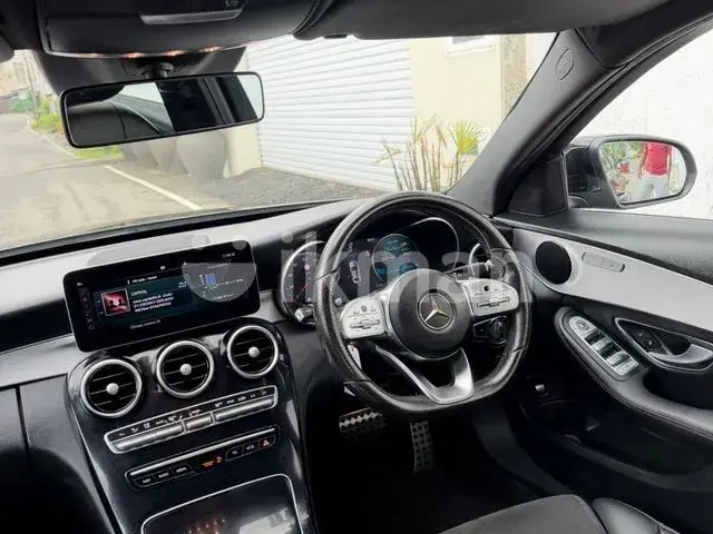 Mercedes-Benz C200 2019 photo 5