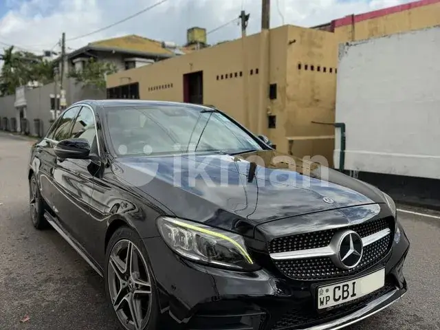 Mercedes-Benz C200