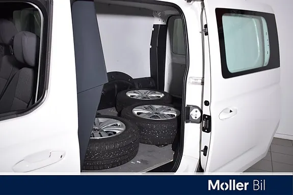 Volkswagen Caddy Maxi 2024 photo 4