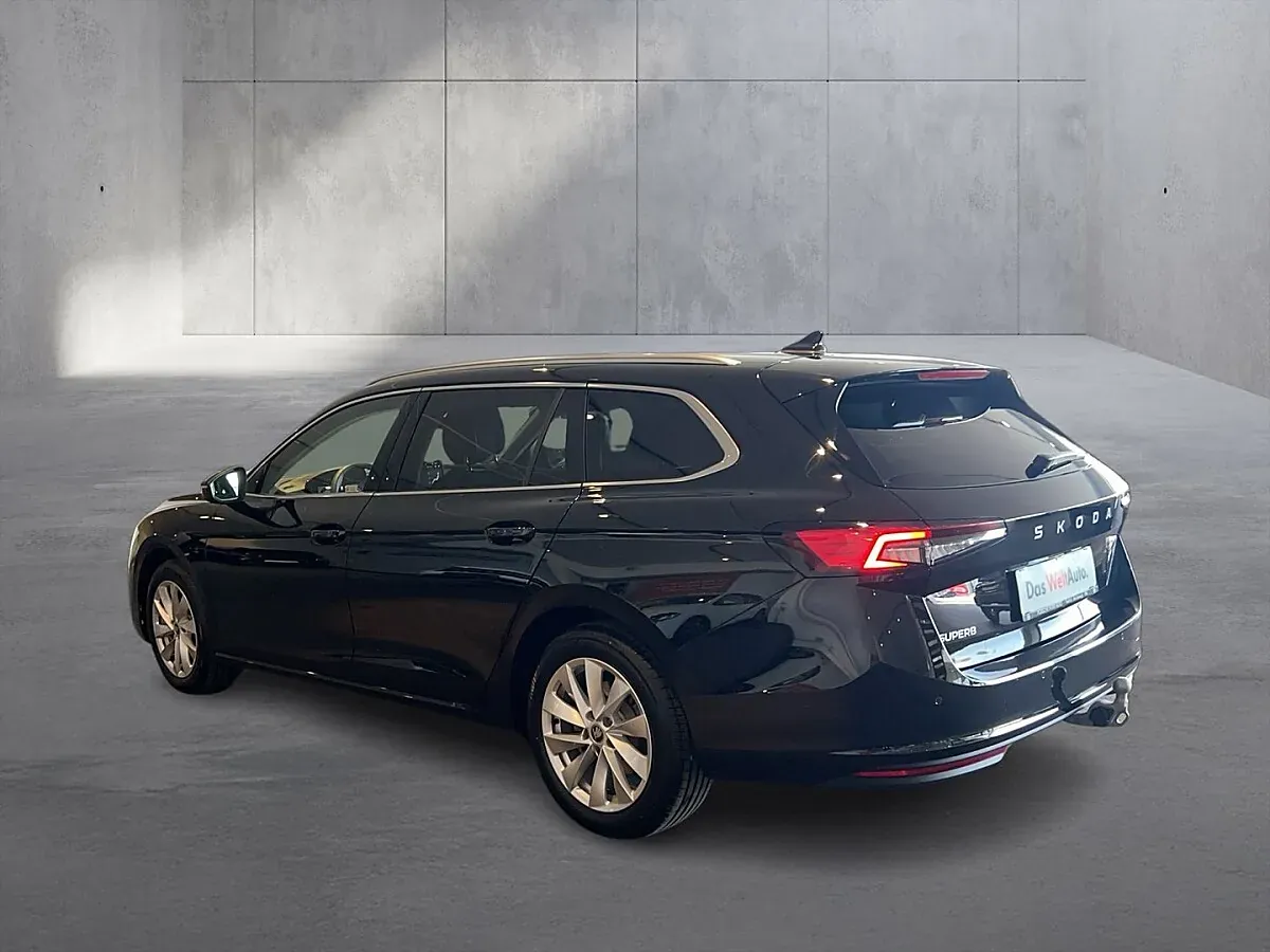 Skoda Superb 2025 photo 3