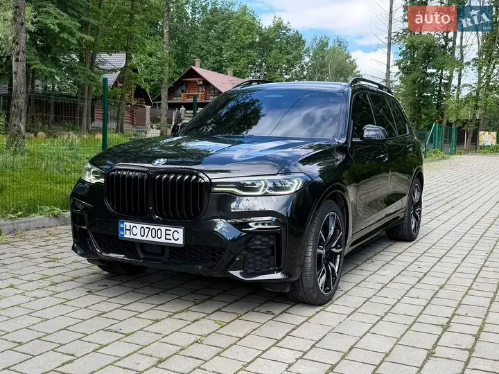 BMW X7