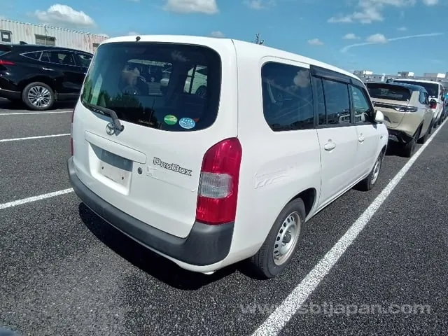 Toyota Probox Van Gl 2019 photo 4