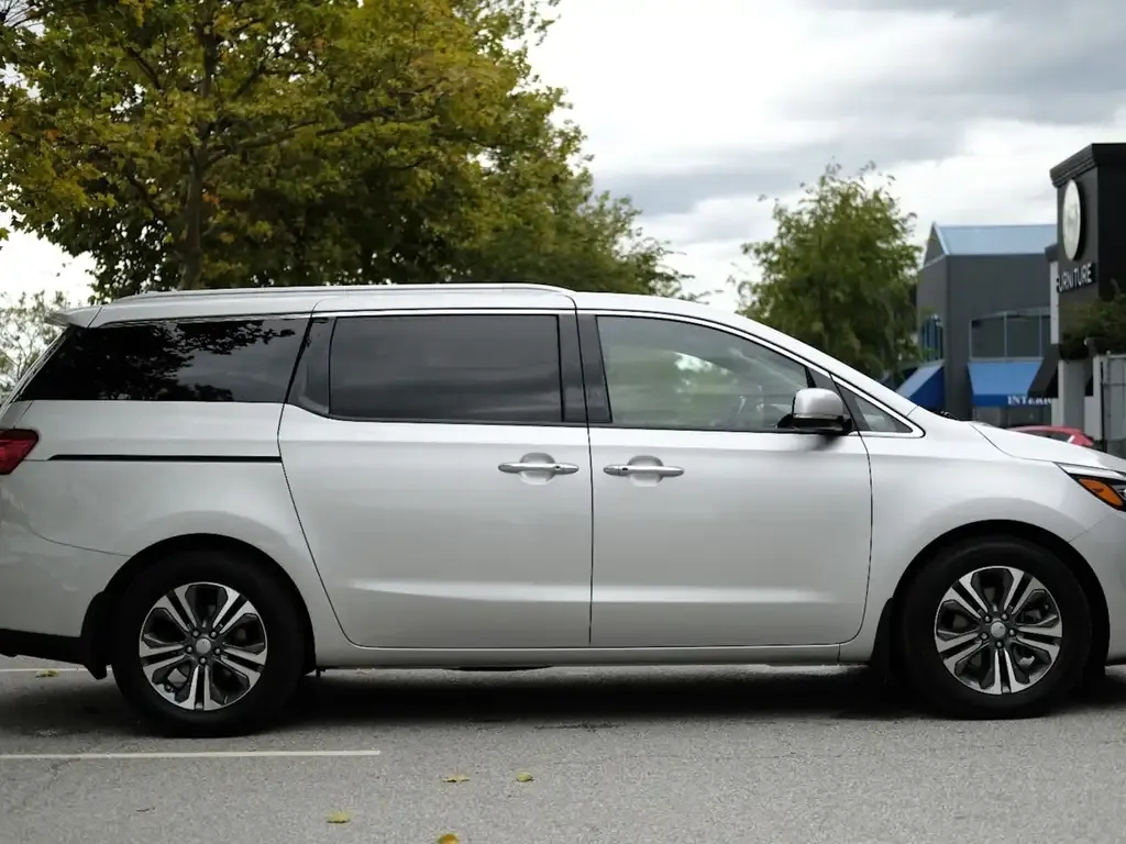 Kia Sedona 2020 photo 5