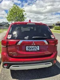 Mitsubishi Outlander 2021 photo 2