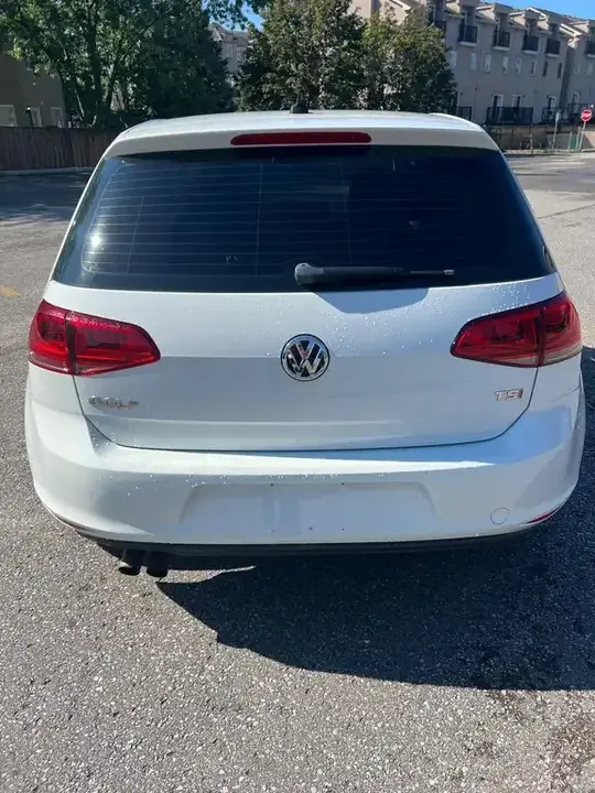 Volkswagen Golf 2015 photo 2