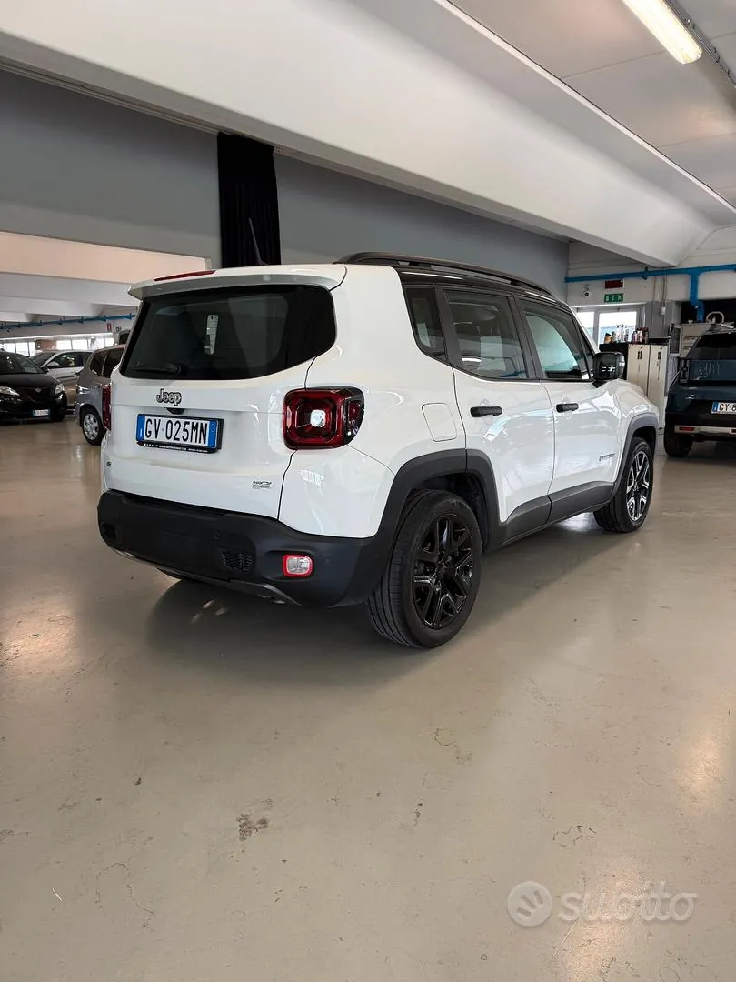 Jeep Renegade 2024 photo 3