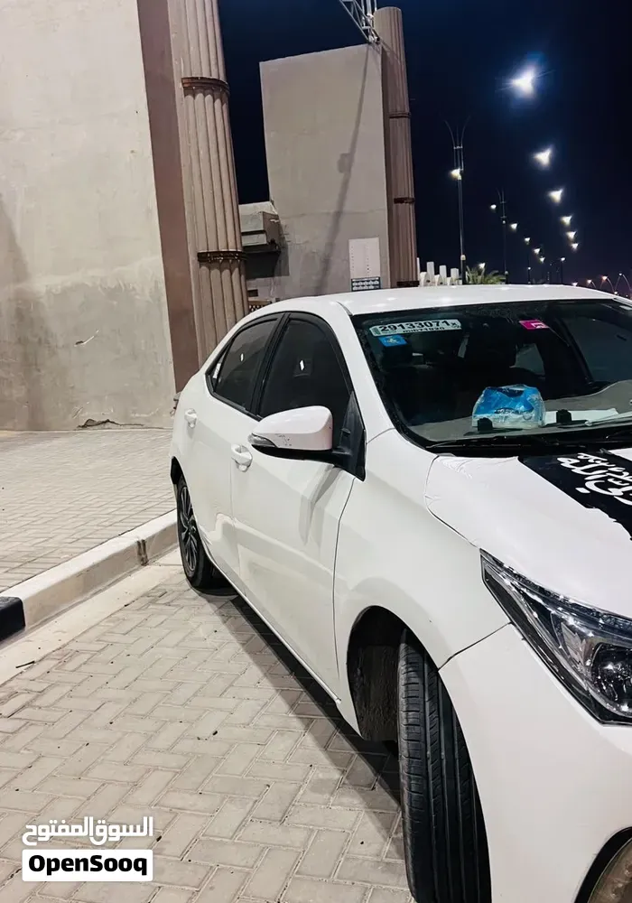 Toyota Corolla 2018 photo 2