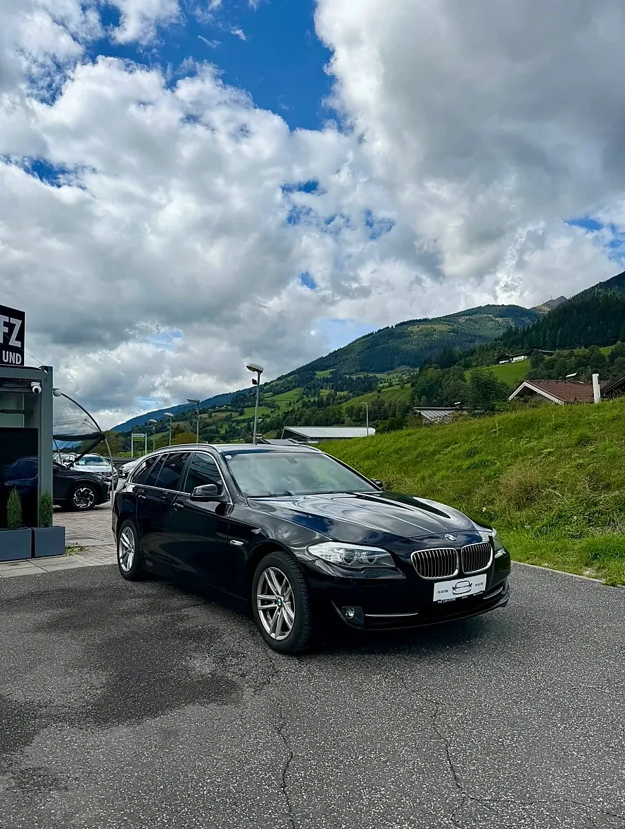 BMW 5 Series 2012 photo 3