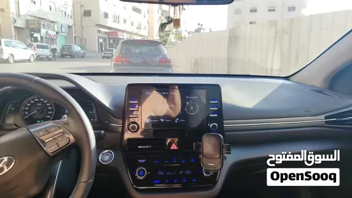 Hyundai Ioniq 2022 photo 4