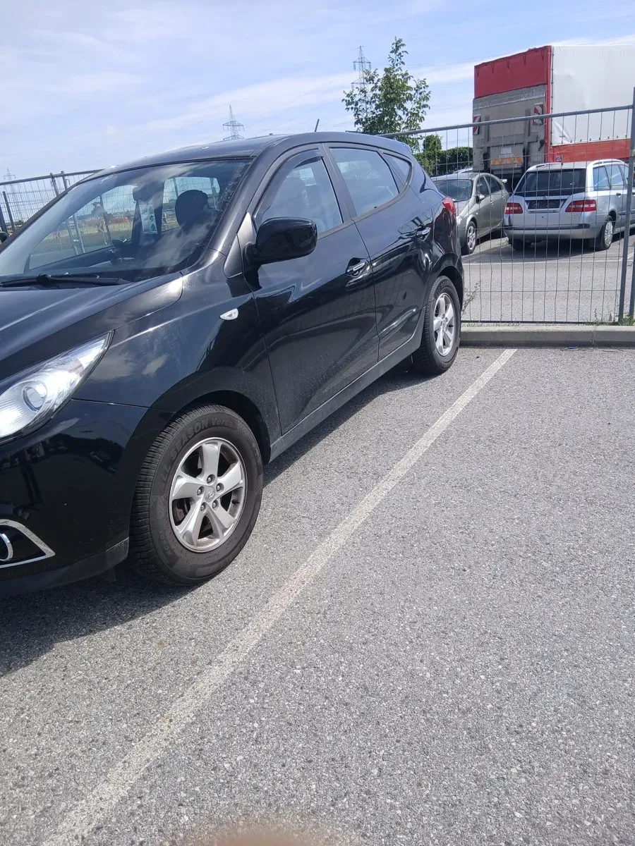Hyundai Ix35 2012 photo 3