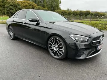 Mercedes-Benz E-Class 2023 photo 3