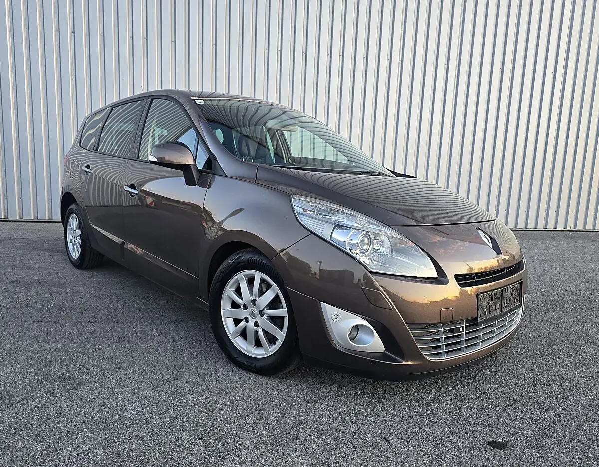 Renault Grand Scénic 2010 photo 3