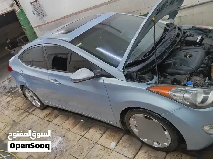 Hyundai Elantra 2011 photo 3