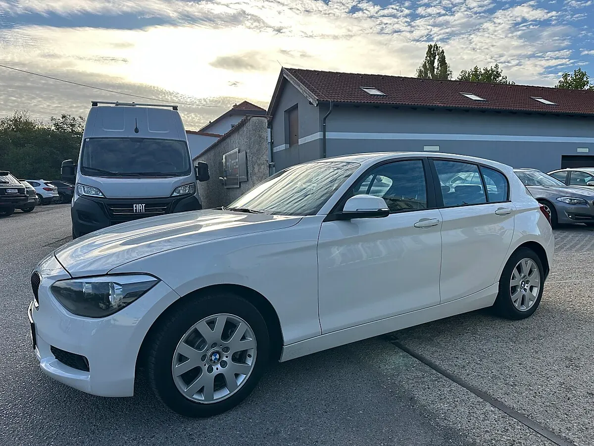 BMW 1 Series 2013 photo 2