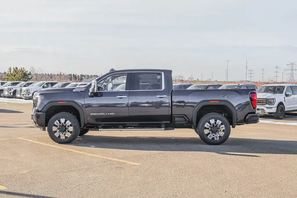 GMC Sierra 3500Hd 2026 photo 5