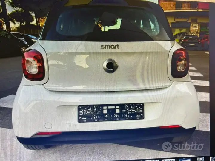 Smart Forfour 2019 photo 5