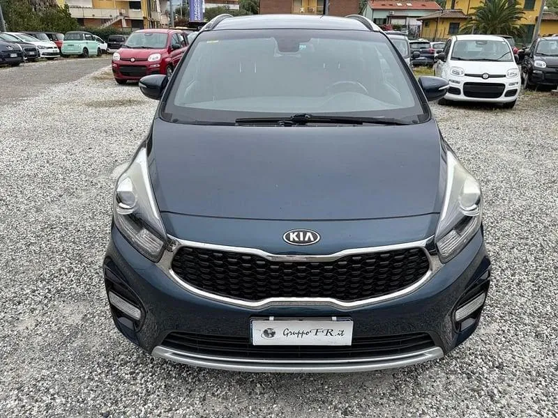 Kia Carens 2017 photo 2