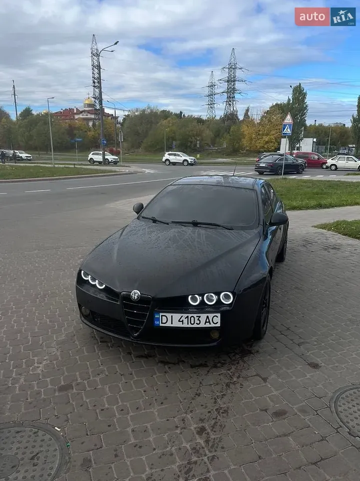 Alfa Romeo 159 2006 photo 3