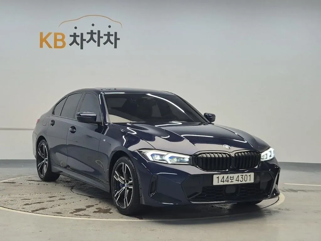 BMW 3 Series 2025 photo 4