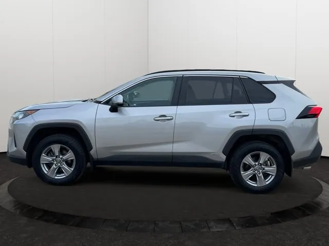 Toyota Rav4 2022 photo 3