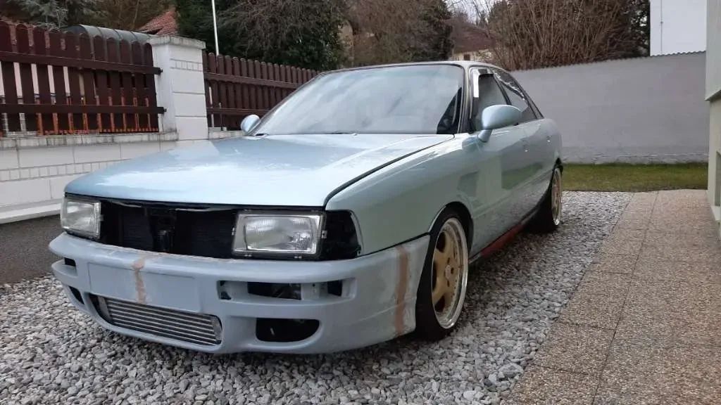 Audi 80