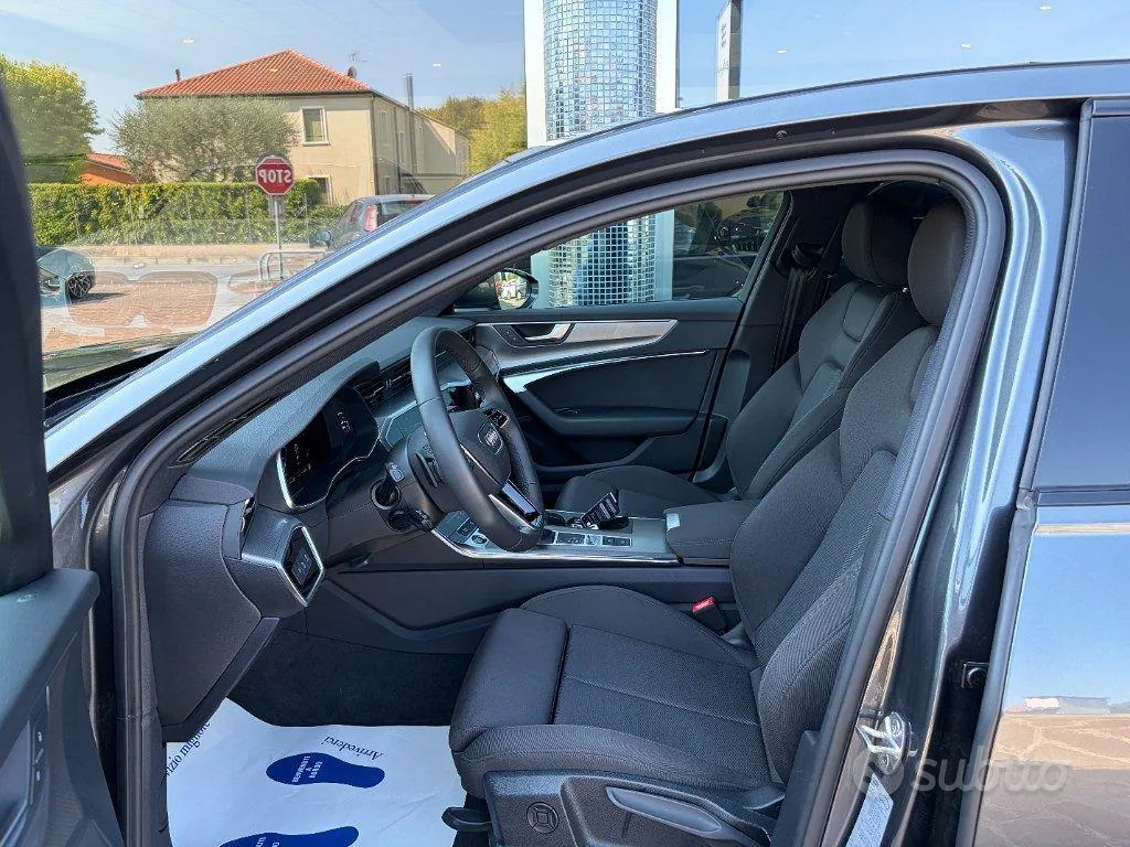 Audi A6 2025 photo 3