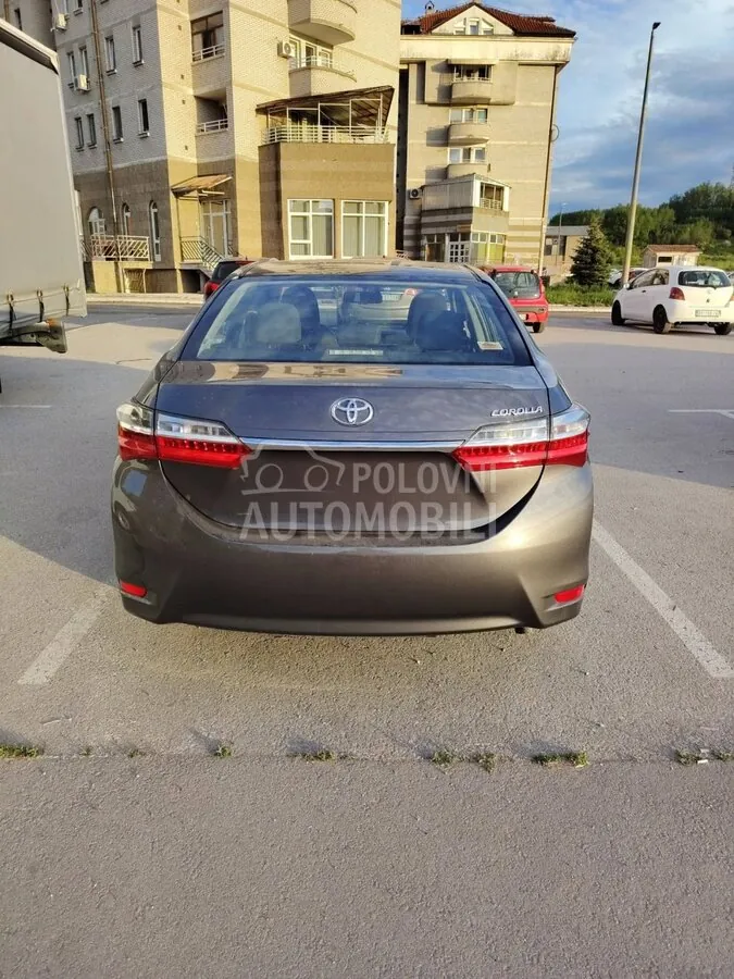 Toyota Corolla 2018 photo 3