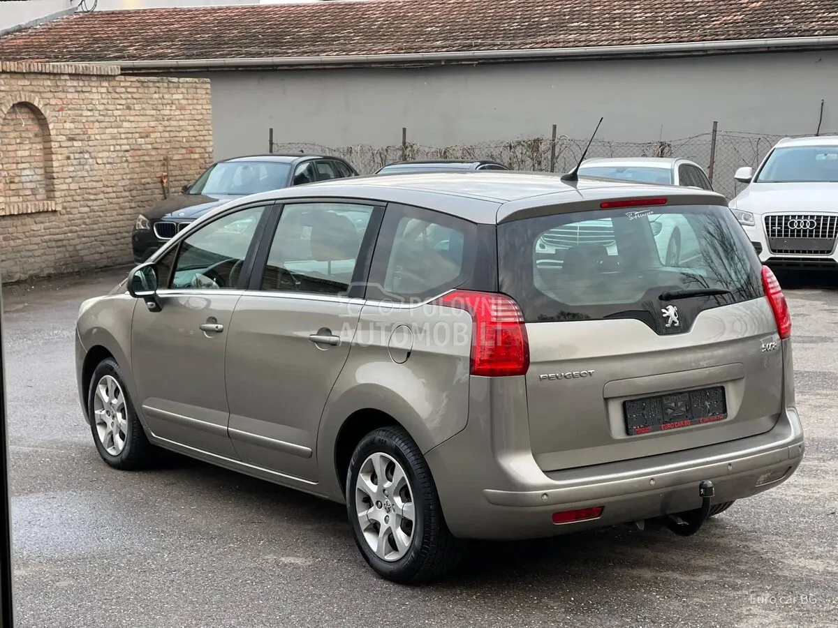 Peugeot 5008 2010 photo 5