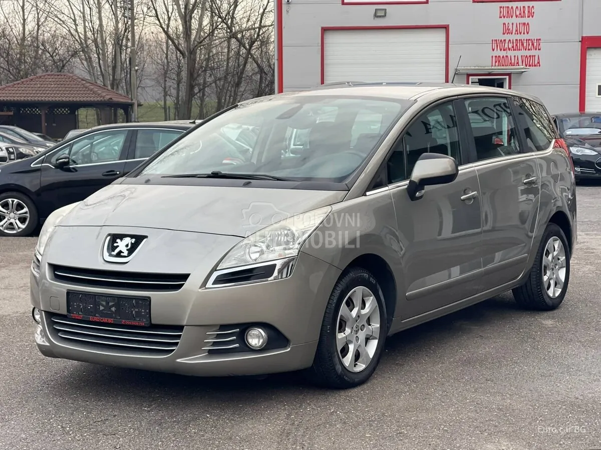 Peugeot 5008