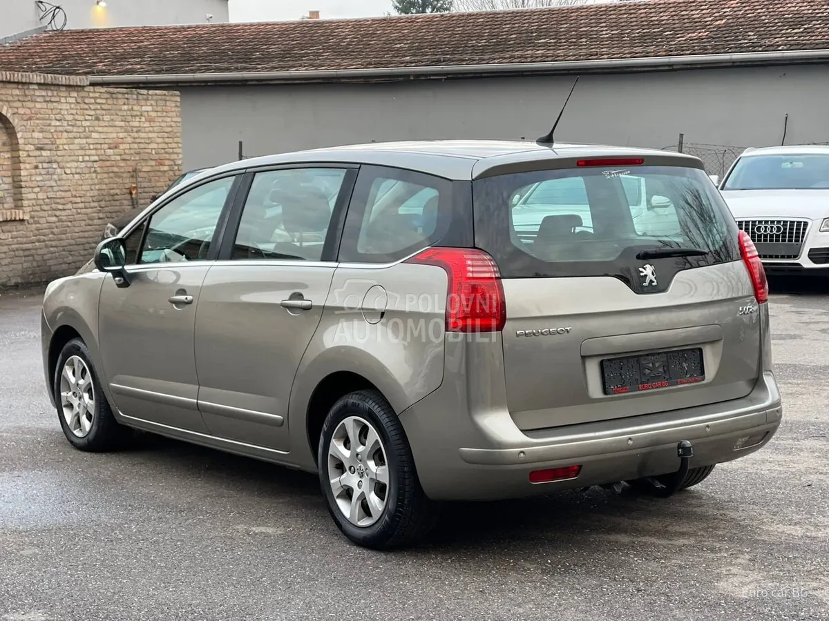 Peugeot 5008 2010 photo 4
